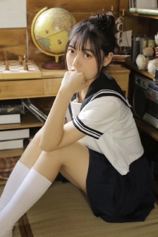 李彩宁